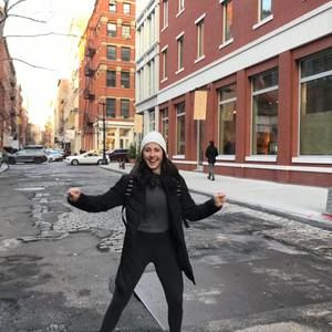 Meet your Posher, Eve